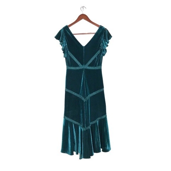 Neiman Marcus Green Velvet Flutter Sleeve High-Low Flounce Hem Midi A Line Dress - Picture 4 of 9